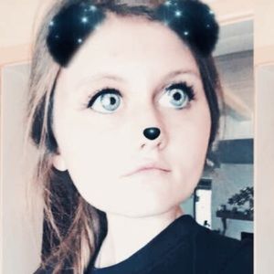 Meet your Posher, Ari